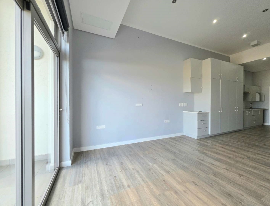 1 Bedroom Property for Sale in Plattekloof Western Cape